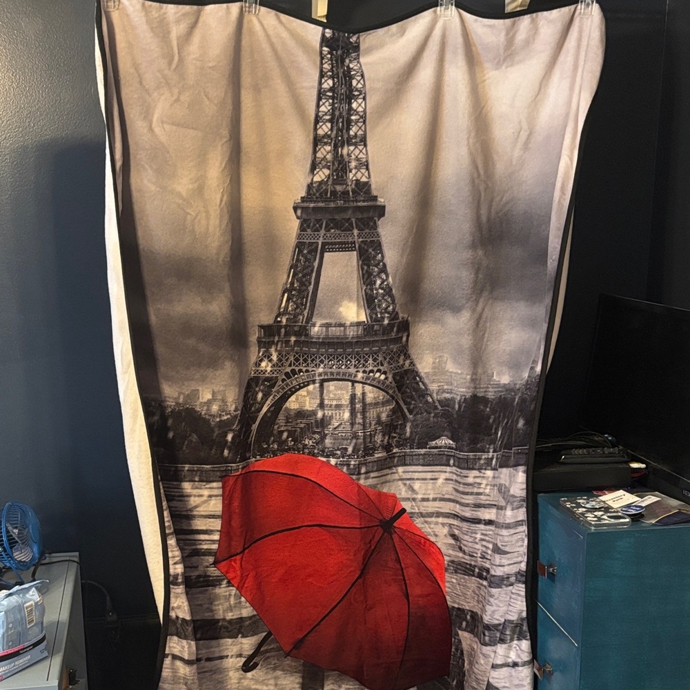 Eiffel Tower Blanket with Red Umbrella Design